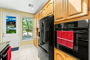 466 Three Pines Rd, Grants Pass, OR 97526 - Photo 6