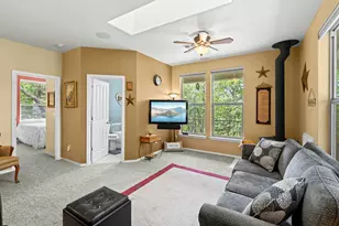 466 Three Pines Rd, Grants Pass, OR 97526 - Photo 18