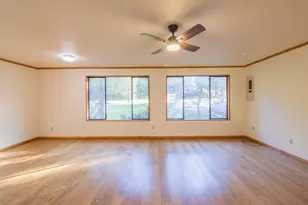 230 Hussey Ln, Grants Pass, OR 97527 - Photo 12