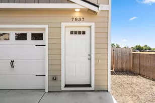 7837 Jacqueline Way, White City, OR 97503 - Photo 2