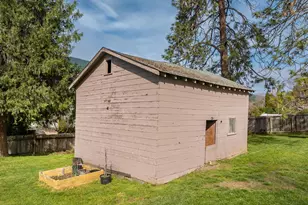 114 Short St, Rogue River, OR 97537 - Photo 30