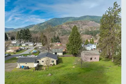 114 Short Street, Rogue River, OR 97537 - Photo 26