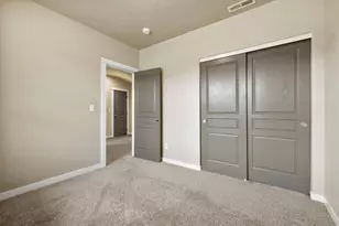 2433 NW Hazelwood Ave, Redmond, OR 97756 - Photo 26
