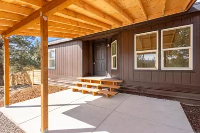 9071 SW Sand Ridge Road, Terrebonne, OR 97760 - Photo 2