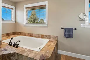 4122 SW Salmon Pl, Redmond, OR 97756 - Photo 34
