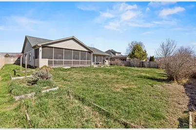 5548 Sturdivant Avenue, Klamath Falls, OR 97603 - Photo 50