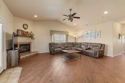 5548 Sturdivant Avenue, Klamath Falls, OR 97603 - Photo 20