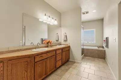 5548 Sturdivant Avenue, Klamath Falls, OR 97603 - Photo 36