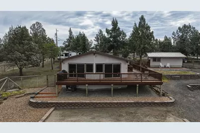9427 SW Shad Road, Terrebonne, OR 97760 - Photo 2