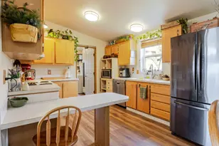 21070 Robin Ave, Bend, OR 97703 - Photo 12