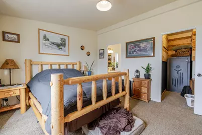 21070 Robin Avenue, Bend, OR 97703 - Photo 24