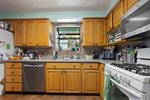 935 View St, Reedsport, OR 97467 - Photo 6