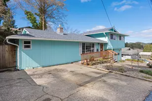 935 View St, Reedsport, OR 97467 - Photo 16