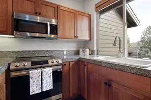 767 Sage Country Ct, Redmond, OR 97756 - Photo 10