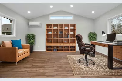 3073 Ruby Drive, Medford, OR 97504 - Photo 12