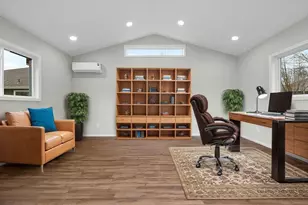 3073 Ruby Dr, Medford, OR 97504 - Photo 12