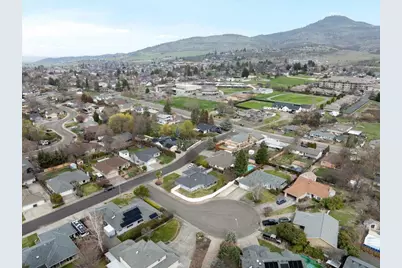 3073 Ruby Drive, Medford, OR 97504 - Photo 50