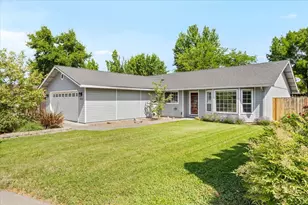 3073 Ruby Dr, Medford, OR 97504 - Photo 1