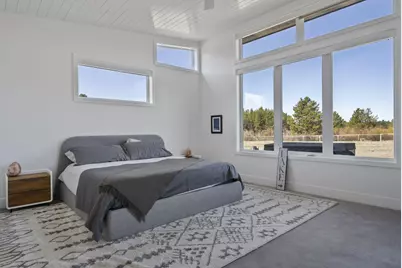 55543 Huntington Road, Bend, OR 97707 - Photo 32