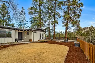 1363 NE Bear Creek Rd, Bend, OR 97701 - Photo 20
