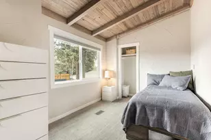 1363 NE Bear Creek Rd, Bend, OR 97701 - Photo 16