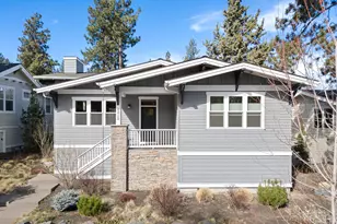2424 NW Crossing Dr, Bend, OR 97703 - Photo 2