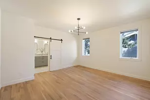 2424 NW Crossing Dr, Bend, OR 97703 - Photo 12
