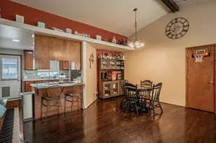 436 Vick Ln, Medford, OR 97501 - Photo 4