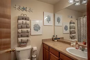 436 Vick Ln, Medford, OR 97501 - Photo 10