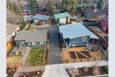 558 NE Lafayette Avenue, Bend, OR 97701 - Photo 36