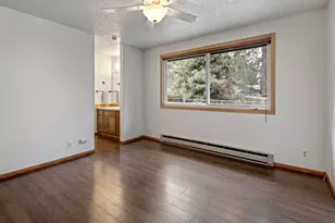 21060 Woodhaven Ave, Bend, OR 97702 - Photo 12