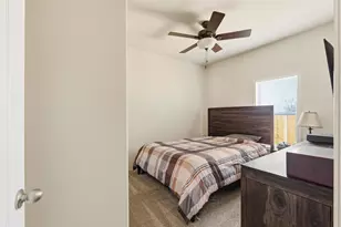 658 NE Shoshone Dr, Redmond, OR 97756 - Photo 22