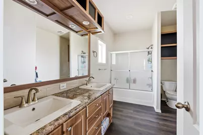 658 NE Shoshone Drive, Redmond, OR 97756 - Photo 16