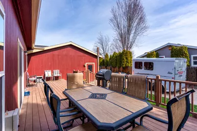658 NE Shoshone Drive, Redmond, OR 97756 - Photo 28