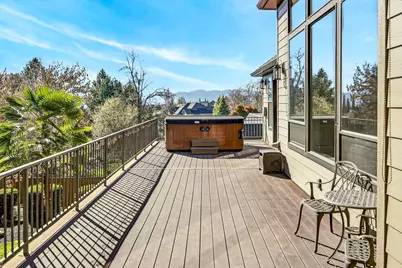 3874 Cherry Lane, Medford, OR 97504 - Photo 12