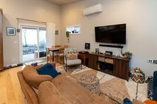 566 NE Lafayette Ave, Bend, OR 97701 - Photo 20