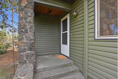 513 NE Irving Avenue, Bend, OR 97701 - Photo 4