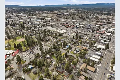 513 NE Irving Avenue, Bend, OR 97701 - Photo 44