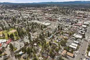 513 NE Irving Ave, Bend, OR 97701 - Photo 44