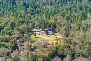 145 Lomas Rd, Jacksonville, OR 97530 - Photo 52