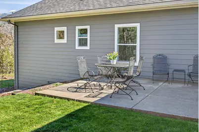 145 Lomas Road, Jacksonville, OR 97530 - Photo 68