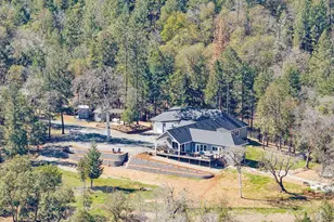 145 Lomas Rd, Jacksonville, OR 97530 - Photo 54
