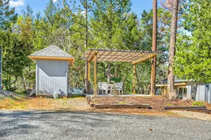 145 Lomas Rd, Jacksonville, OR 97530 - Photo 52