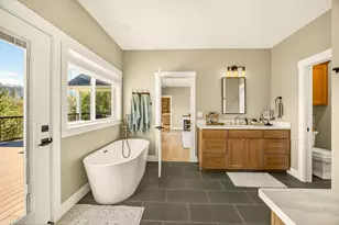 145 Lomas Rd, Jacksonville, OR 97530 - Photo 24