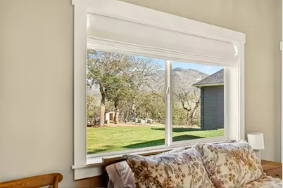 145 Lomas Road, Jacksonville, OR 97530 - Photo 28