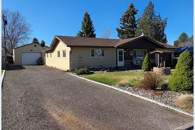 4302 Onyx Avenue, Klamath Falls, OR 97603 - Photo 1