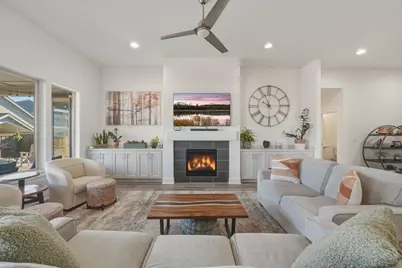 3016 NE Moreno Place, Bend, OR 97701 - Photo 8