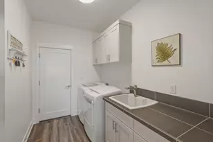 3016 NE Moreno Pl, Bend, OR 97701 - Photo 24