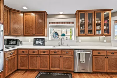 4575 Hathaway Drive, Medford, OR 97504 - Photo 10
