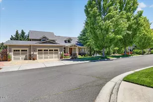 4575 Hathaway Dr, Medford, OR 97504 - Photo 56